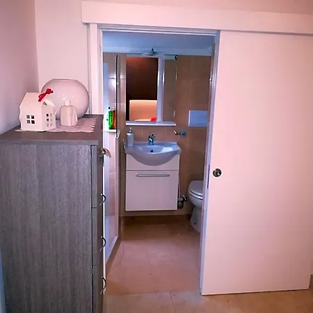 Bed & Breakfast La Maison De Gabriele 2*