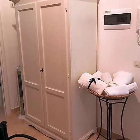 La Maison De Gabriele Bed & Breakfast 2*